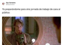 Enlace a A ponerse la máscara de simpático, por @soycamarero