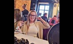 Enlace a Pagar para que te den de comer como cerdos, no lo veo