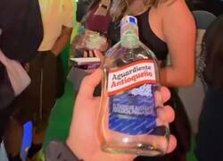 Enlace a Qué responden las mujeres a si prefieren un infiel o un tacaño