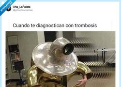 Enlace a Una enfermedad muy jodida, por @ymuchosmemes