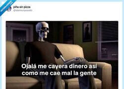 Enlace a Siempre cae lo que no tiene que caer, por @skereunpesado