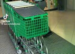 Enlace a La peña con ganas de hacerte pasar vergüenza en medio de tu trabajo