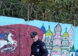 Enlace a Cosas de rusos, por @therealbuni