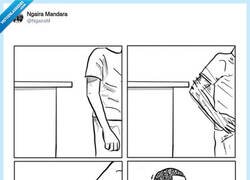 Enlace a Define máximo dolor, por @NgairaM