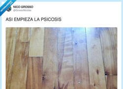 Enlace a Yo no vivo ahí ni loco, por @GrossoNicolas