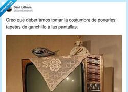 Enlace a Con tapete todo queda mejor, por @SantiLiebanaR