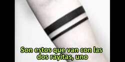 Enlace a ¿Qué significa el tatuaje de las dos rayas que lleva tanta gente?