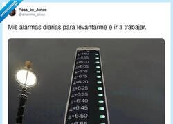 Enlace a Un despertador por cada trauma de infancia, por @anonimo_jones