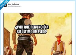 Enlace a La mejor respuesta para contestar en una entrevista de trabajo, por @ymuchosmemes