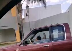 Enlace a Captan a menor de edad manejando una camioneta sobre el bulevar Adolfo López Mateos frente a la Feria 
