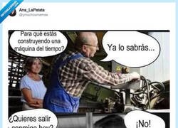 Enlace a Parece que el hombre no es muy feliz, por @ymuchosmemes