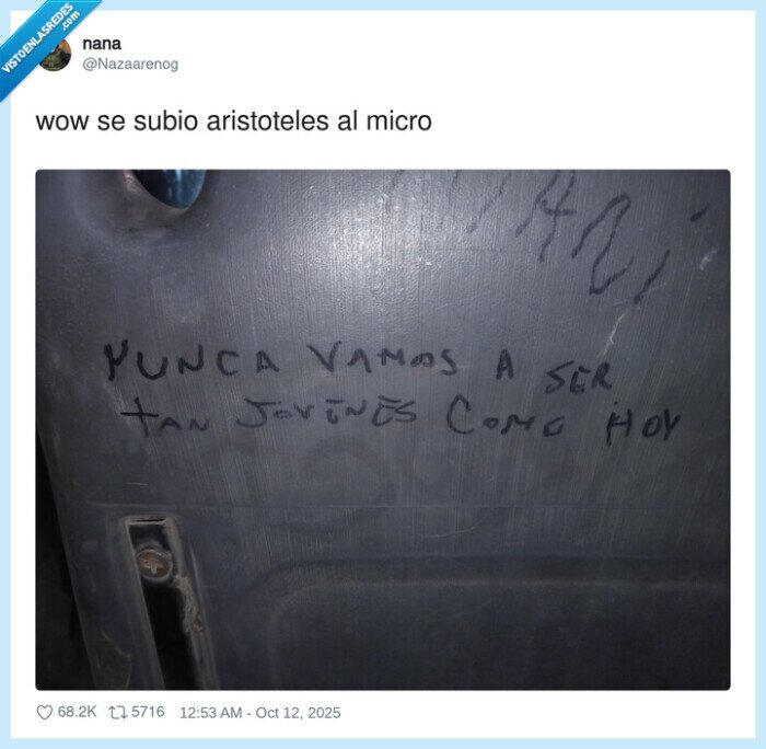 aristoteles,baño,frase,filosofia,jovenes