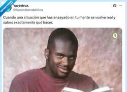 Enlace a Es mi turno por @supermanumolina