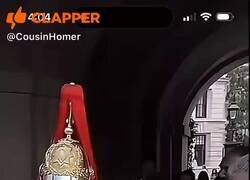 Enlace a Me parece de lujo que azote a los maleducados, por @Sincero_Dinero