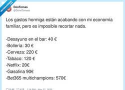 Enlace a La verdad es que no veo nada que puedas recortar claro, por @DonnTomass