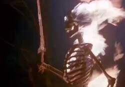 Enlace a Quien haya trabajado ahí, seguro que lo confirma, por @soycamarero