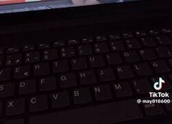 Enlace a Me parto con este tío, ojalá fuera mi profe de autoescuela