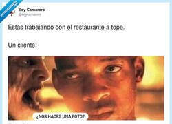 Enlace a Por dentro lo matarías, por @soycamarero