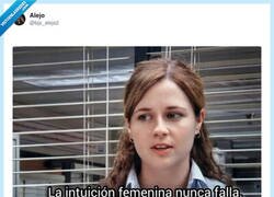 Enlace a ¿Intuición femenina nunca falla? Dwight tiene un dato para eso