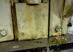 Enlace a Así se hacen las bolsas de plástico, por @RincnCuriosoo