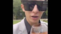 Enlace a De la primera a la última copa se ha dejado hasta el pelo, por @TitoPadronso