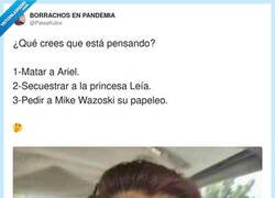 Enlace a Es un 3 en 1, por @PateaKulos