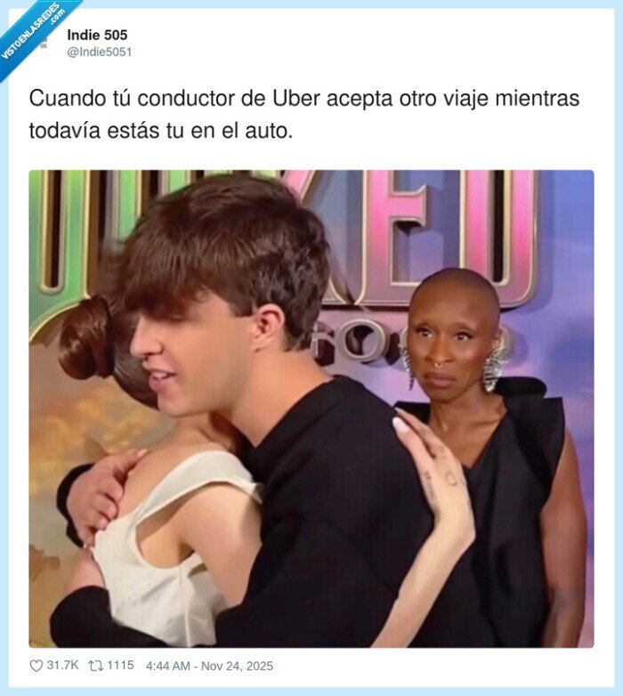 conductor,mientras,uber,aceptar