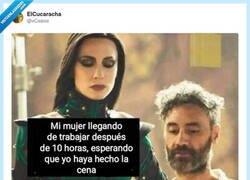 Enlace a Hoy duermes en el sofá, por @xCesiox