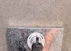 Enlace a Que se dedique a otra cosa, por @anonimo_jones