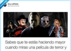 Enlace a La verdadera midlife crisis es entender al psicópata mejor que al grupo de amigos, por @ymuchosmemes