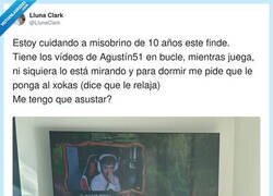 Enlace a Los niños de ahora no duermen con canguro, duermen con streamers en modo ASMR agresivo, por @LlunaClark