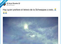 Enlace a España: pionera en patrimonio histórico y en ponerle neones a todo lo que se menea, por @FisioRosales