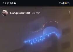 Enlace a Al vecino no le gusta el presidente de la escalera, por @Sdplus5