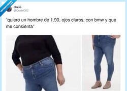 Enlace a Yo pidiendo eso y el algoritmo de la vida recomendándome talla XL y Uber, por @CaadeOKC