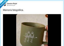 Enlace a Los hijos pasan, pero el trauma oloroso queda para siempre, por @cansinoroyal