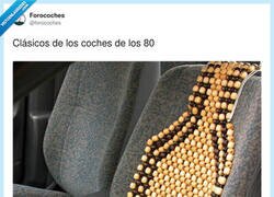 Enlace a Qué tiempos, qué auténtico el sillín con perlas, por @forocoches