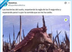 Enlace a Es una orden por @supermanumolina