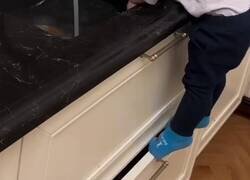 Enlace a Este niño soy yo arreglando mis problemas