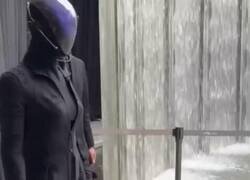 Enlace a China ha mostrado un robot que imita el caminar humano casi a la perfección, por @AlertaNews24