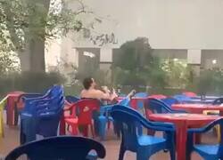 Enlace a Gallegos y asturianos: terraza es terraza, por @DHollyday7