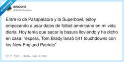 Enlace a Yo, usando estadísticas de la Superbowl como excusa para no bajar la basura, por @BrioEnfurecida