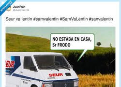 Enlace a Cuando por fin llega el paquete y ya no te acuerdas ni de haberlo pedido, por @JuanFran154