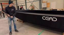 Enlace a Imprimen en 3D un barco de 12 metros en una sola pieza con robots, sin molde y sin coste extra