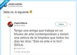 Enlace a El arte contemporáneo explicado por la de la limpieza: “o cuadra o a la basura”, por @JAVIERCASTRO96