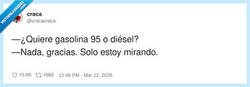 Enlace a Yo en la gasolinera como si estuviera en Zara: solo miro, gracias, por @cracacraca