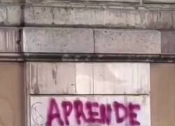 Enlace a Menos mal que no sabe leer, porque si no ya me habría mandado a la mierda en perfecto castellano, por @anonimo_jones