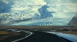 Enlace a Lo que me falta es dinero para visitarlos, por @adriansanpei