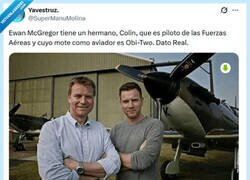 Enlace a Siempre a su sombra por @supermanumolina