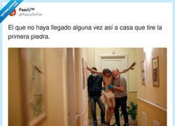 Enlace a Cuando dices “me voy pronto” y te tienen que sacar en procesión, por @PascuOnFire