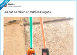 Enlace a Las de los fregaos, por @ManinaHarley137